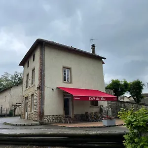 Hotel Cafe Du, Manthes